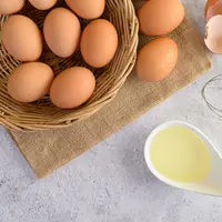 Kumpulan resep praktis berbahan putih telur, cocok untuk menu sehat yang cepat dan tetap menggugah selera. (Foto dok: Freepik/jcomp).