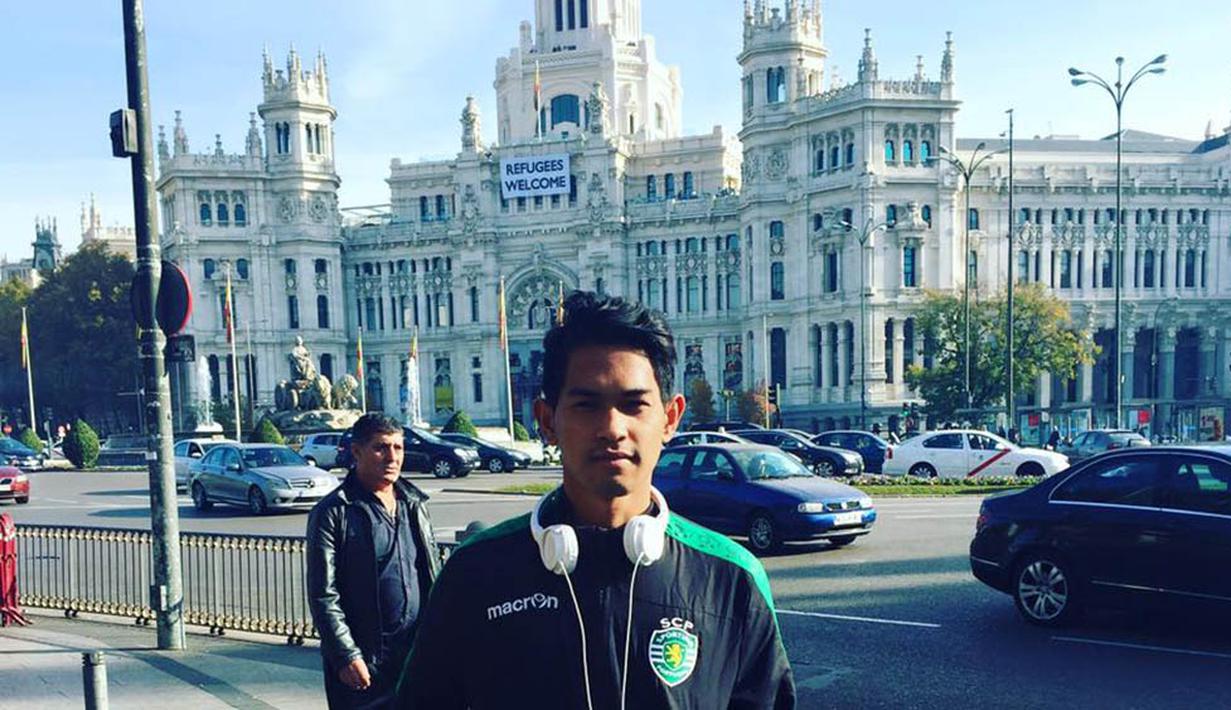 Martunis, diberikan kesempatan oleh Cristiano Ronaldo untuk menonton secara langsung laga Real Madrid dan juga Portugal. Anak Aceh itu juga meminta dibelikan posel Iphone 6. (Istimewa)