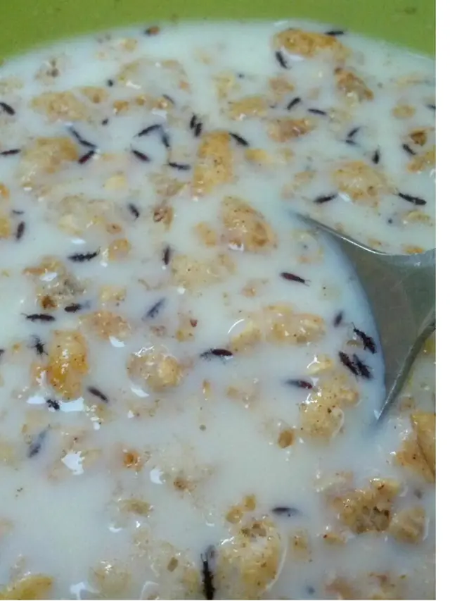 6 Potret Orang Temukan Hewan Menggelikan di Makanan, Hampir Saja Dilahap