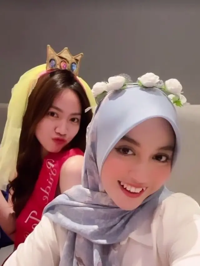 7 Potret Bridal Shower Shanju Eks JKT48, Segera Menikah dengan Jonathan Christie