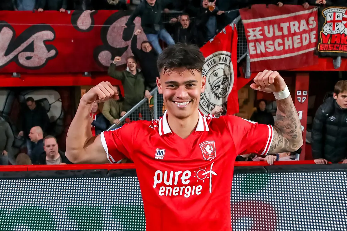 Foto: 4 Pemain Keturunan yang Siap Dinaturalisai, Mees Hilgers Berpeluang Paling Cepat Memperkuat Timnas Indonesia
