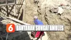 Tanah bantaran Sungai Begawan Solo alami pergerakan hingga membuat satu rumah warga ambruk.