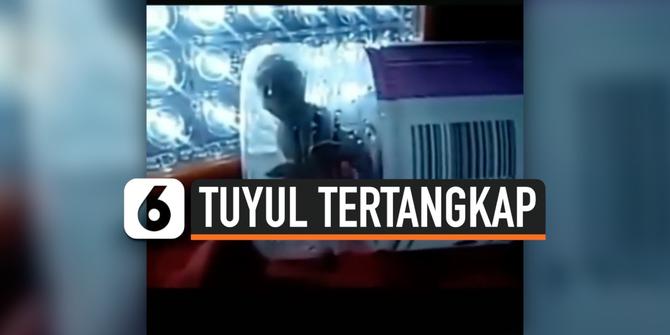 VIDEO: Geger Penampakan Diduga Tuyul Tertangkap Warga Palembang