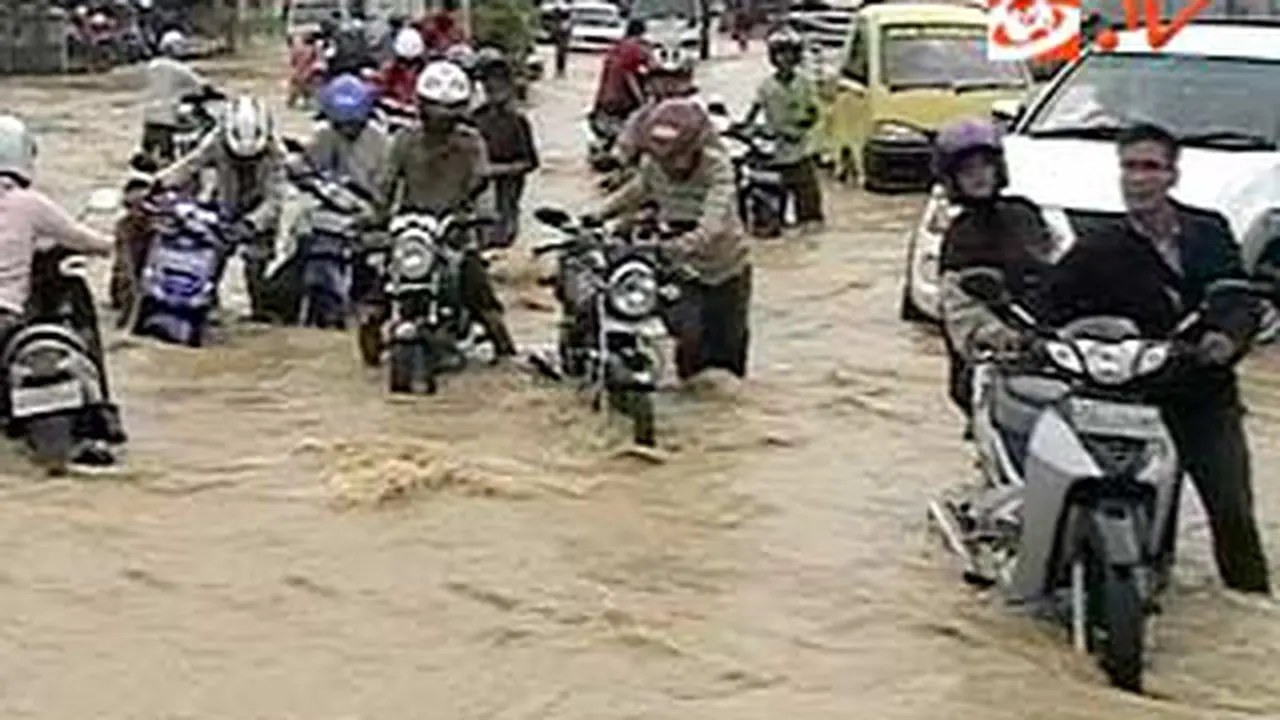 110410abanjir-samarinda.jpg