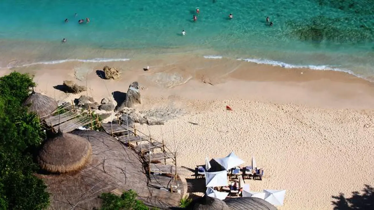 5 Wisata Pantai Indonesia yang Jadi Incaran Blogger Asia