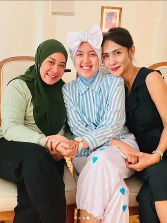 5 Potret Ulang Tahun Anak Puput Mantan Istri Doddy Sudrajat, Dihadiri Wenny Ariani