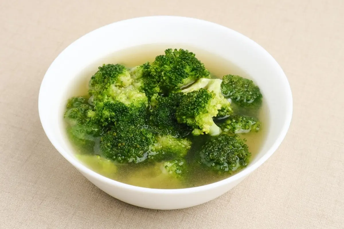 sup sayur bening brokoli