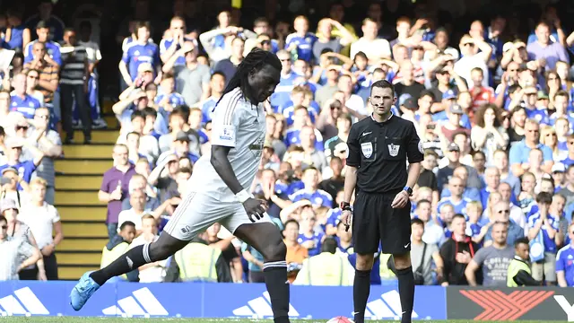 Bafetimbi Gomis - Chelsea vs Swansea City
