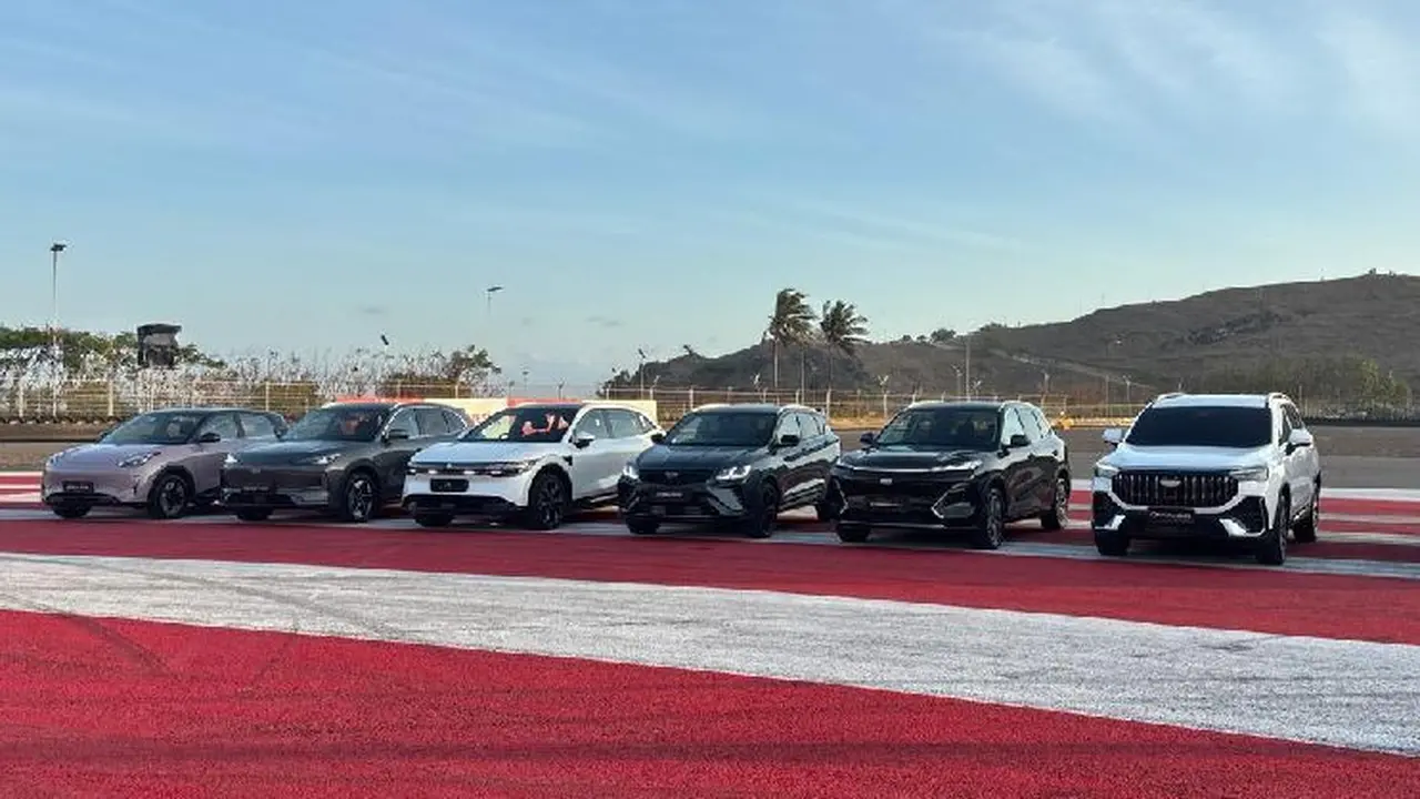 Geely Tegaskan Komitmen di Pasar Indonesia, Pamer Teknologi di Mandalika (Arief A/Liputan6.com)