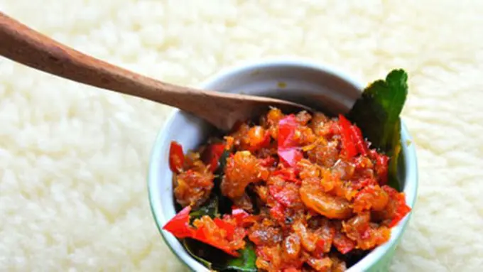 Sambal kemiri/copyright Pisang Susu.com