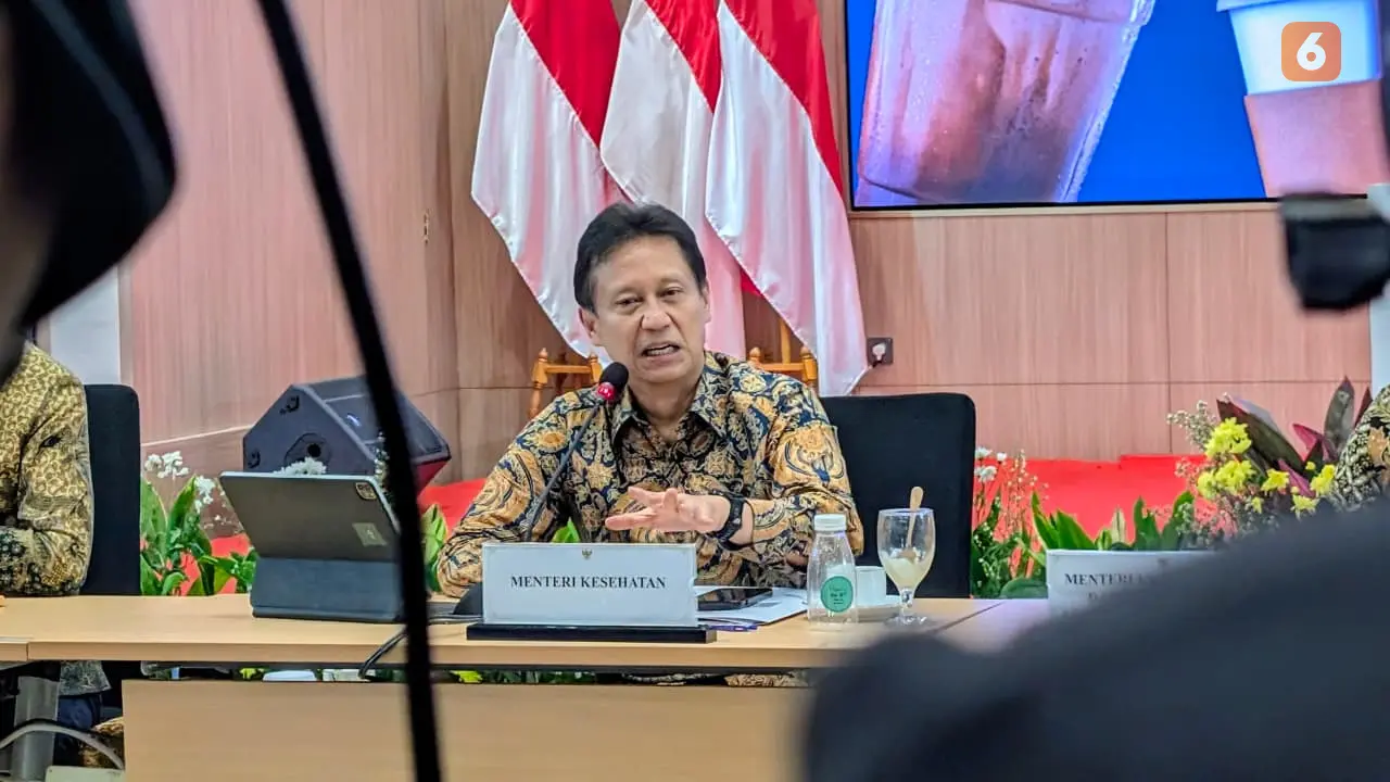Menkes Budi