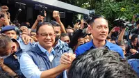 Calon Presiden yang diusung dari NasDem Anies Baswedan menyambangi DPP Demokrat untuk bertemu dengan Agus Harimurti Yudhoyono (AHY). (Foto: Hadha Bayhaqi/Merdeka.com).