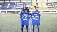 PSIS Semarang resmi memperpanjang kontrak dua pemain asingnya, yakni Carlos Fortes dan Guilherme Carvalho alias Vitinho. Keduanya akan melanjutkan masa bakti hingga akhir musim 2023/2024. (Dok PSIS)
