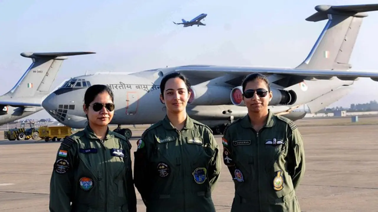 Sejarah tercipta di India pada Sabtu 18 Juni 2016. Untuk kali pertamanya, perempuan jadi pilot jet tempur
