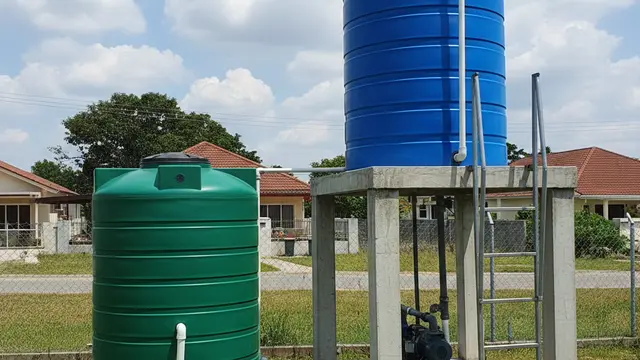 Toren Atas atau Toren Bawah