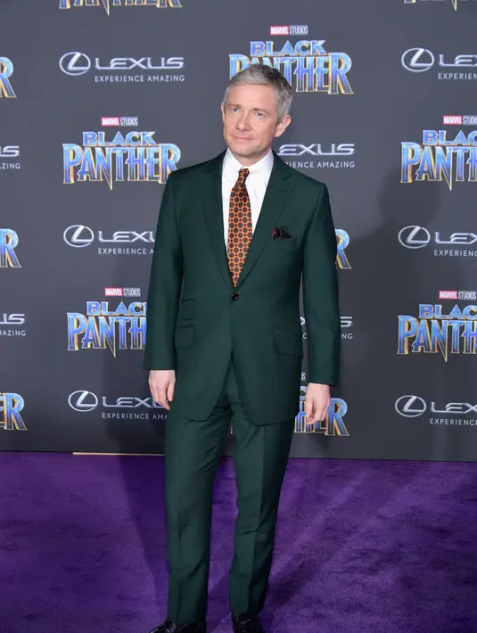 Martin Freeman tak kalah gagah ketika menghadiri Premier film Black Panther loh! (NEILSON BARNARD / GETTY IMAGES NORTH AMERICA / AFP)