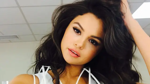 [Bintang] Selena Gomez