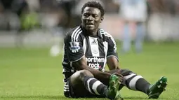 Reaksi kekecewaan striker Newcastle United asal Nigeria, Obafemi Martins di laga lanjutan EPL lawan Manchester City di St James Park, Newcastle, 20 Oktober 2008. AFP PHOTO/CRAIG BROUGH