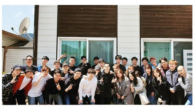 Jadi Anggota Pertama, Ini 5 Potret Xiumin EXO Sebelum Jalani Wajib Militer