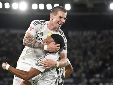 Jebolan Piala Dunia U-17 bersama Timnas Argentina U-17, Franco Mastantuono berhasil mencatatkan rekor gemilang bersama Real Madrid. (AFP/Jose Jordan)