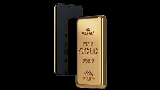 Samsung Galaxy S21 Ultra dengan balutan emas. (Foto: Caviar)