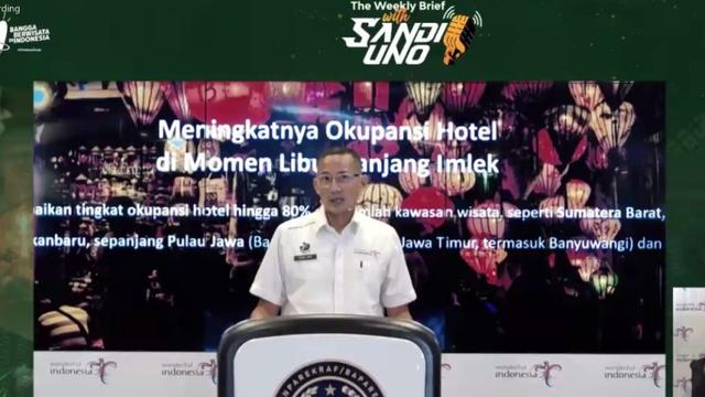 Menparekraf Sandiaga Uno dalam The Weekly Brief with Sandi Uno, Senin, 12 Februari 2024