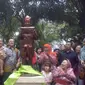 Peresmian Patung Gus Dur kecil di Taman Amir Hamzah, Pegangsaan, Menteng, Jakarta Pusat. (Liputan6.com/ Nafiysul Qodar)