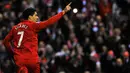 1. Luis Suarez (Januari 2011) - Striker asal Uruguay itu pindah dari Ajax ke Liverpool dengan banderol 22,5 juta poundsterling. Pada musim 2013/2014 dirinya mencetak 31 gol untuk Liverpool sebelum akhirnya hijrah ke Barcelona. (AFP/Paul Ellis)