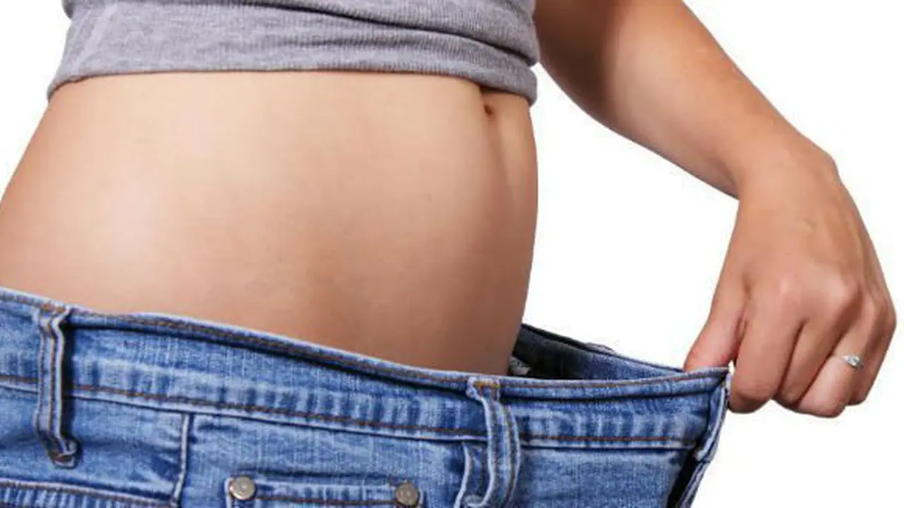 Perut buncit pasti bikin nggak pede/copyright: thinkstockphotos.com