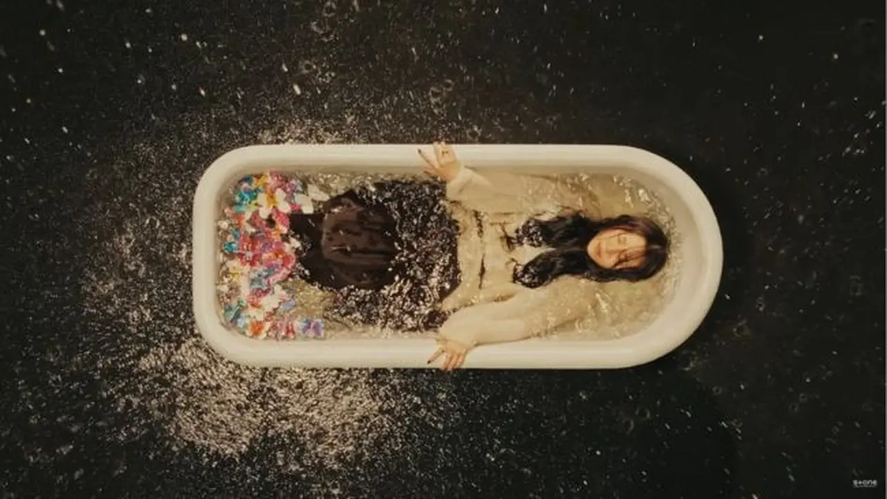 Butterfly dari Whee In MAMAMOO tampilkan suara emosional. (credit:youtube.com/@stonemusicent)