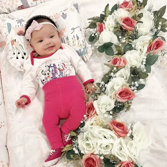 [Fimela] 9 Potret Transformasi Baby Ameena dari Usia 1 Hingga 9 Bulan