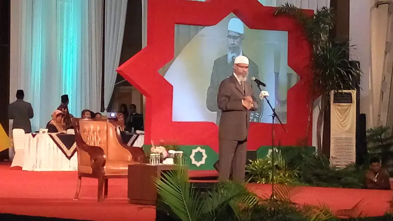 Berdakwah di Yogyakarta, Zakir Naik Sempat Batal Wudu