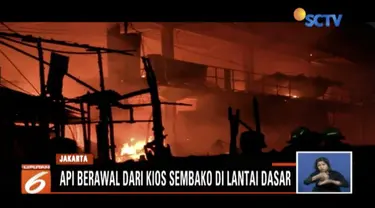 Kebakaran di Pasar Blok A, Kebayoran Baru, Jakarta Selatan, diduga berasal dari salah satu kios sembako di lantai 1.