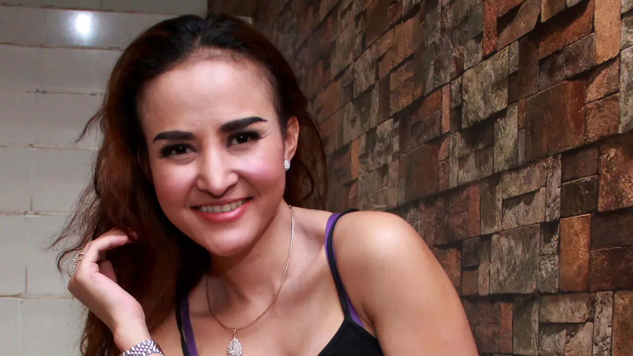 [Bintang] Cynthiara Alona