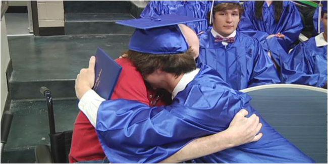 Momen mengharukan Kyle dengan ayahnya