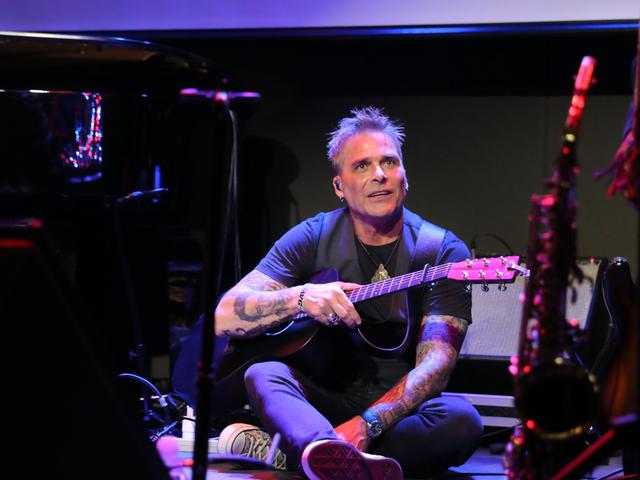 Lirik Lagu When The Children Cry White Lion Ragam Bola Com