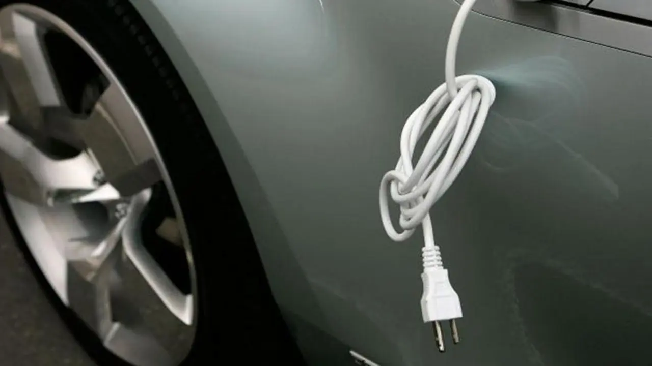 Mekanik Mobil Listrik Harus Punya Keahlian Khusus