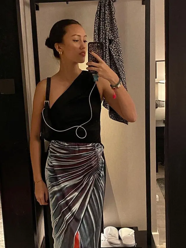 OOTD Nabila Sudiro Putri Pertama Tora Sudiro yang Baru Menikah. [@nabilasudiro]