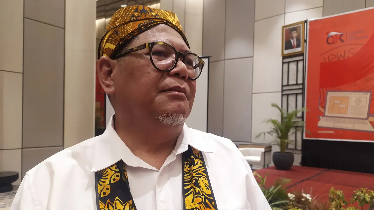 Kepala Otoritas Jasa Keuangan Regional 4 (OJK KR 04) Jawa Timur, Giri Tribroto. (Dian Kurniawan/Liputan6.com)