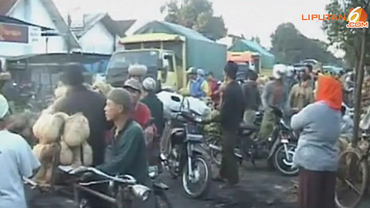 pasar-tumpah-130804b.jpg