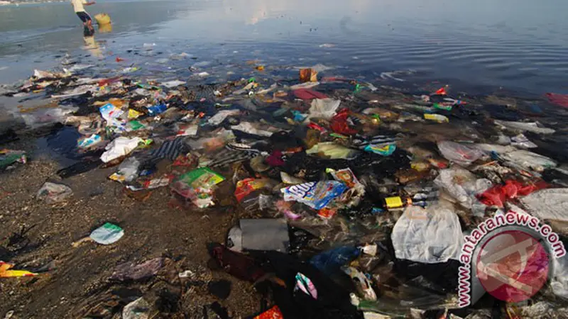 Sampah di Laut