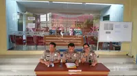 Tim DVI RS Polri kembali mengumumkan identifikasi korban ledakan pabrik kembang api Tangerang. (Liputan6.com/ Nanda Perdana Putra)