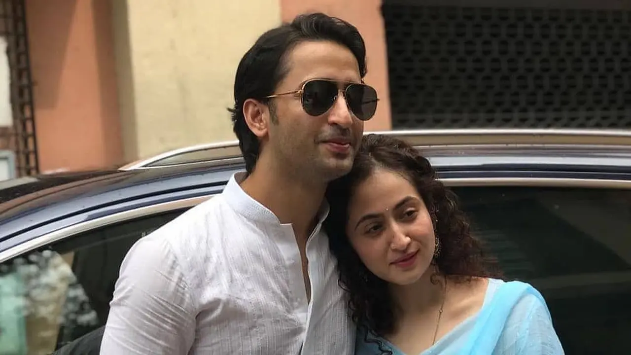 Momen Pernikahan Shaheer Sheikh dan Ruchika Kapoor. (Sumber: Instagram/shaheernsheikh)
