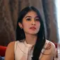 Setelah resmi menjadi istri, Sandra Dewi kembali menjalani syuting. Ia terlibat dalam sinetron stripping. Hal itu membuat sang suami, Harvey Moeis senang. (Nurwahyunan/Bintang.com)