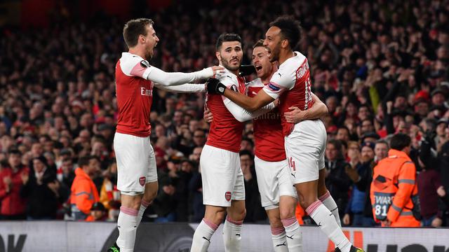 Arsenal Taklukan Napoli di Kandang