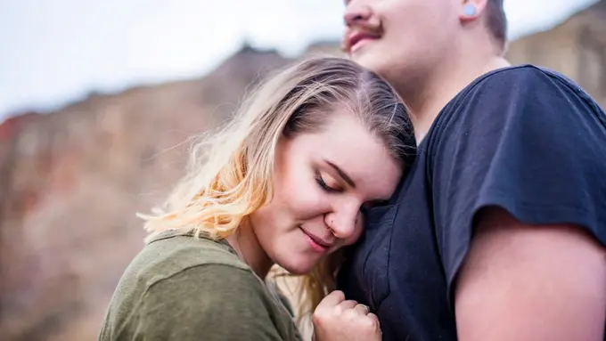 Sudah Capek Berantem? Kalimat Ini Bikin Hati Pacarmu Lebih Adem