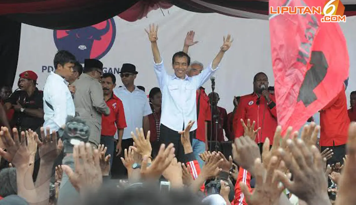 Dalam orasinya, Jokowi optimis jika PDIP mampu menang di kawasan Indonesia Timur, terutama Papua (Liputan6.com/Herman Zakharia)