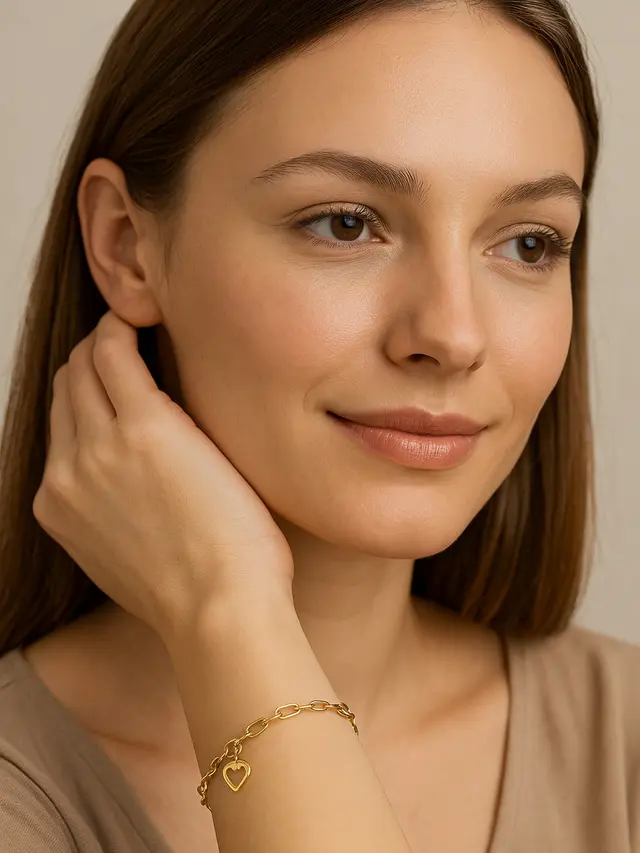 7 Model Gelang Emas Rantai Kombinasi Love Tren 2025, Desain Elegan untuk Tampil Mewah dan Romantis