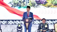 Presiden Joko Widodo atau Jokowi memimpin Rapat Pimpinan TNI-Polri Tahun 2024 di Markas Besar TNI, Cilangkap, Jakarta. (Merdeka.com/Muhammad Genantan Saputra)