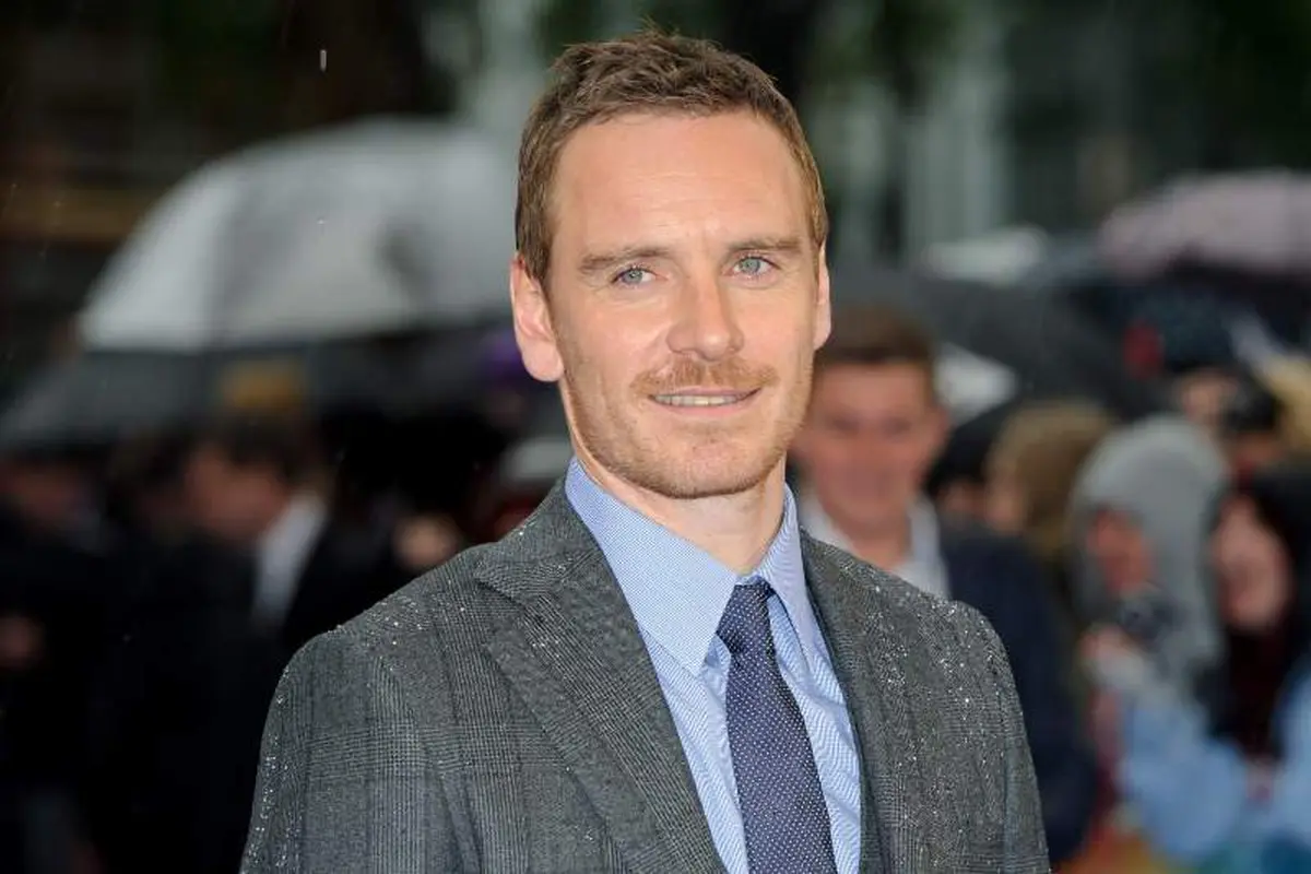 [Bintang] Michael Fassbender